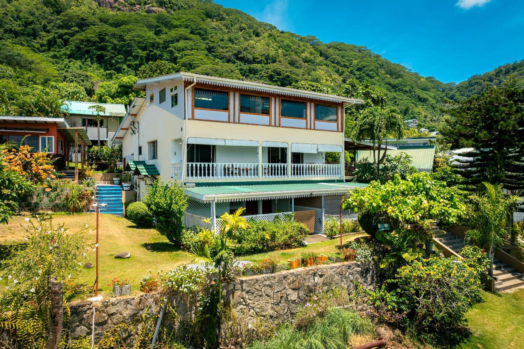 Lemongrass Lodge Beau Vallon  Esterno foto