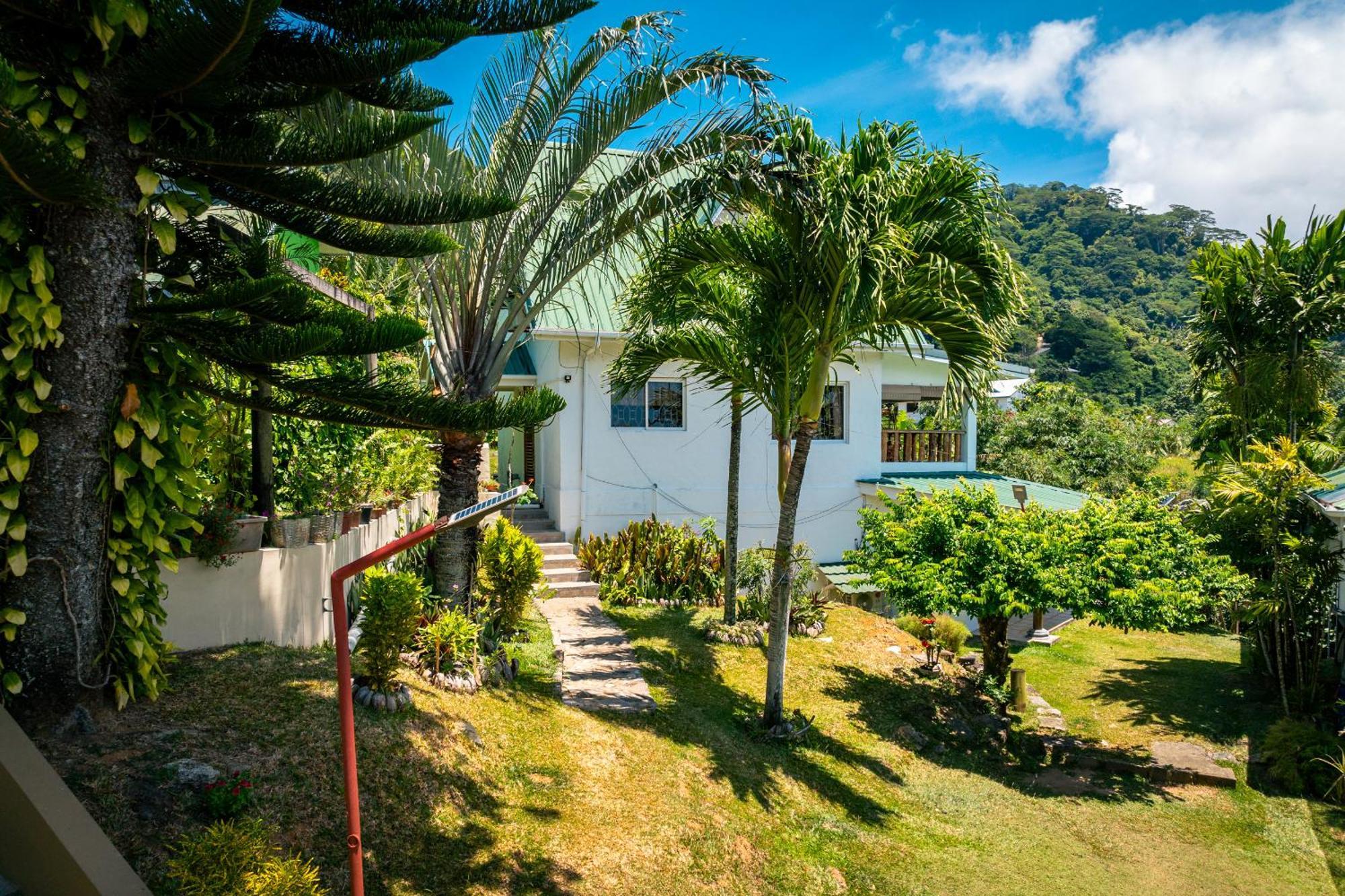 Lemongrass Lodge Beau Vallon  Esterno foto
