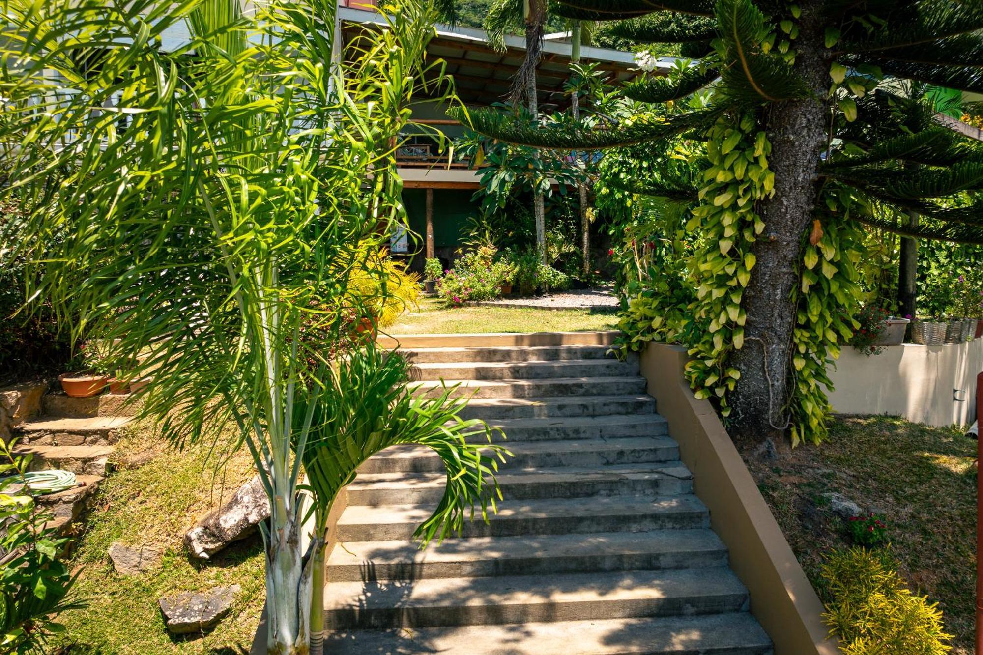 Lemongrass Lodge Beau Vallon  Esterno foto