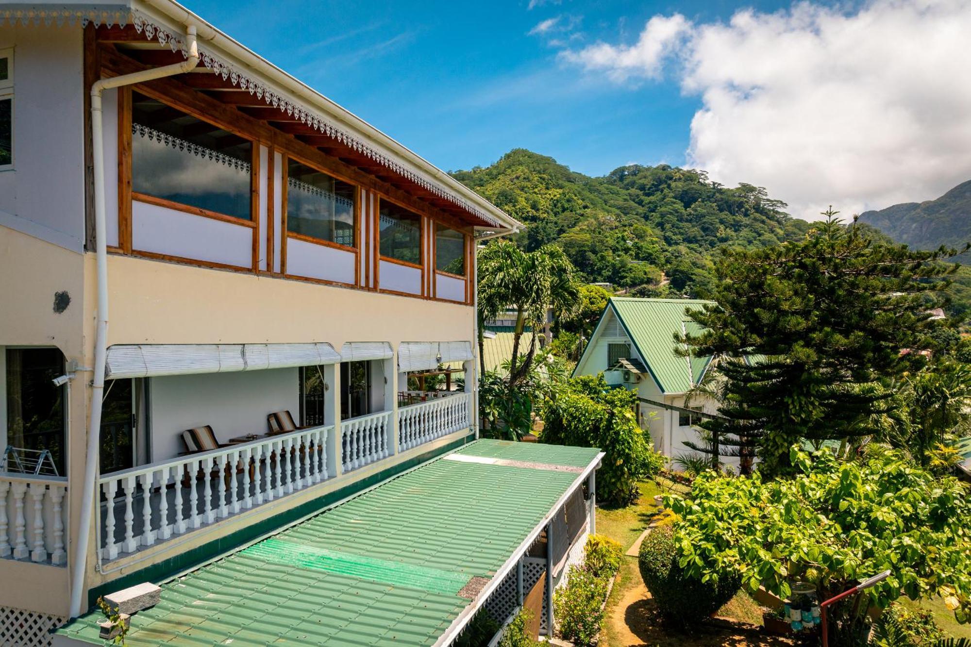Lemongrass Lodge Beau Vallon  Esterno foto