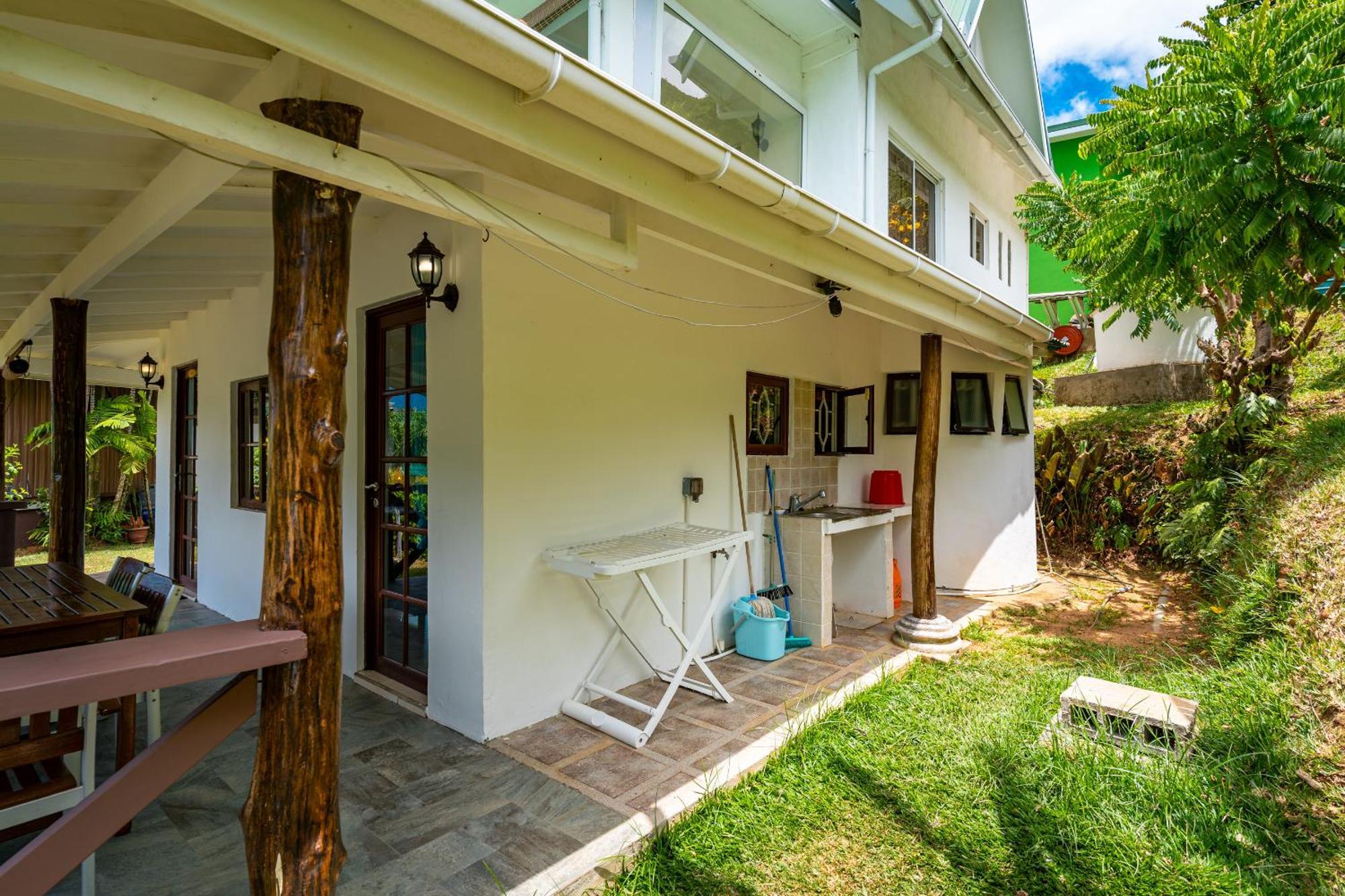 Lemongrass Lodge Beau Vallon  Esterno foto